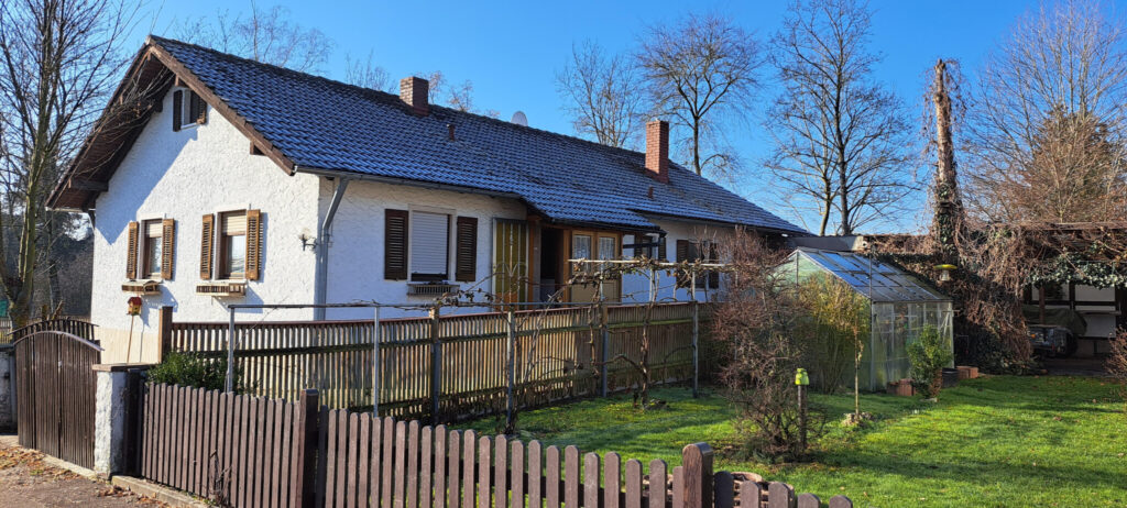 Einfamilienhaus in Herrieden, in ruhiger Wohnlage
